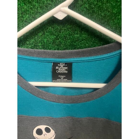 Women's Nightmare Before Christmas Gray & Blue Sweater Sz Medium - Picture 2 of 5